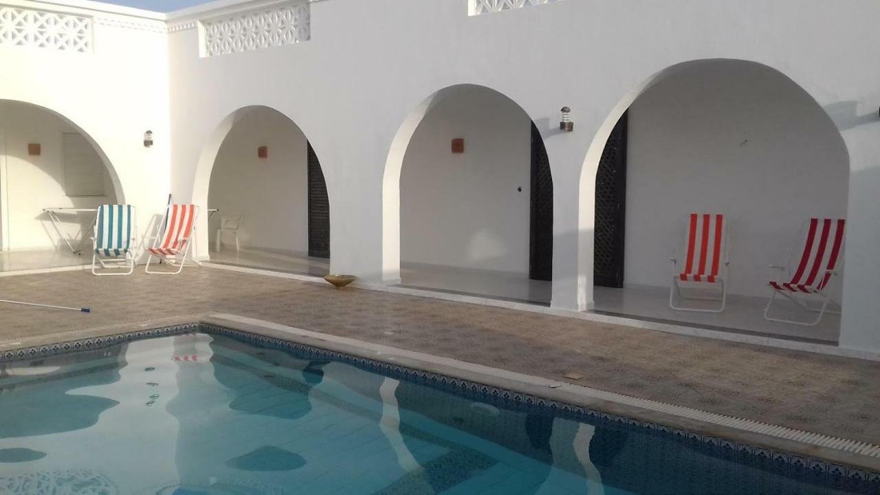 Dar Mamina Bed & Breakfast Sidi ash Shammakh ภายนอก รูปภาพ