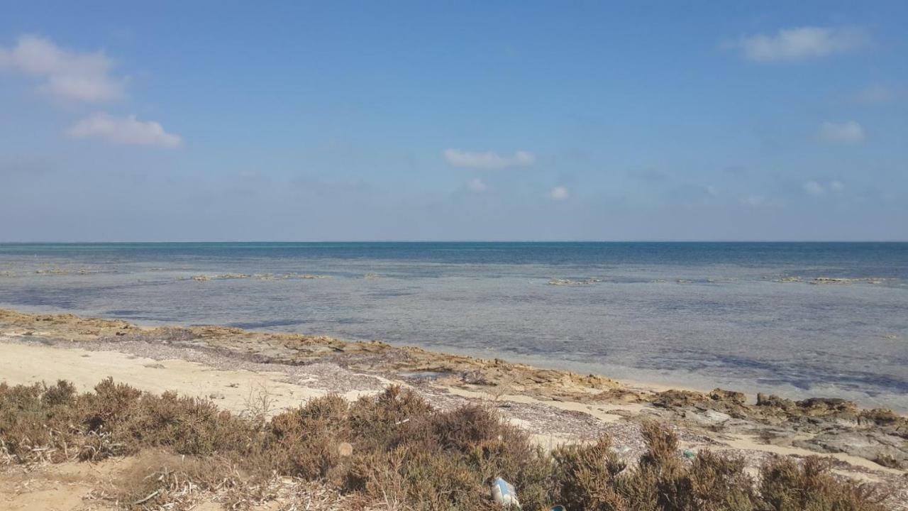 Dar Mamina Bed & Breakfast Sidi ash Shammakh ภายนอก รูปภาพ