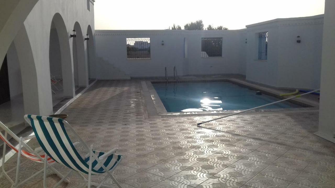 Dar Mamina Bed & Breakfast Sidi ash Shammakh ภายนอก รูปภาพ