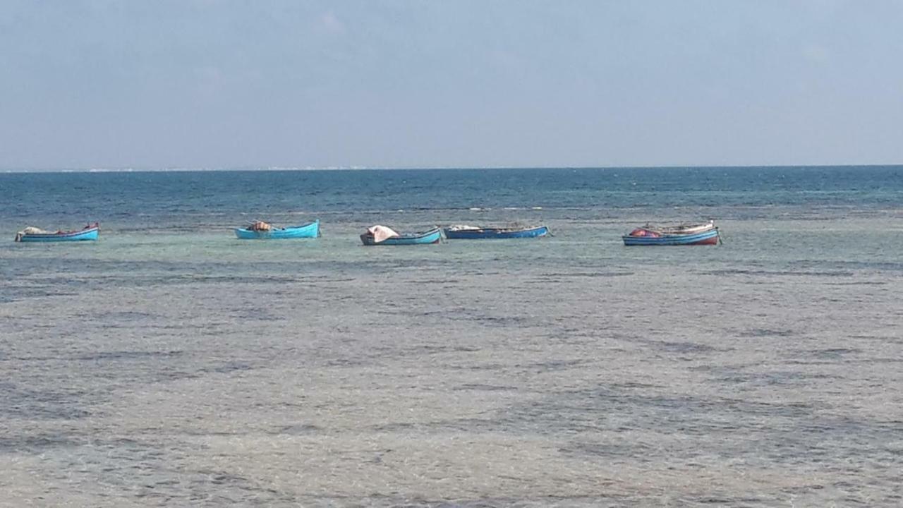 Dar Mamina Bed & Breakfast Sidi ash Shammakh ภายนอก รูปภาพ