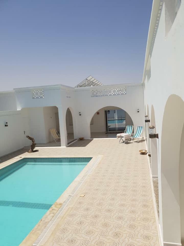Dar Mamina Bed & Breakfast Sidi ash Shammakh ภายนอก รูปภาพ