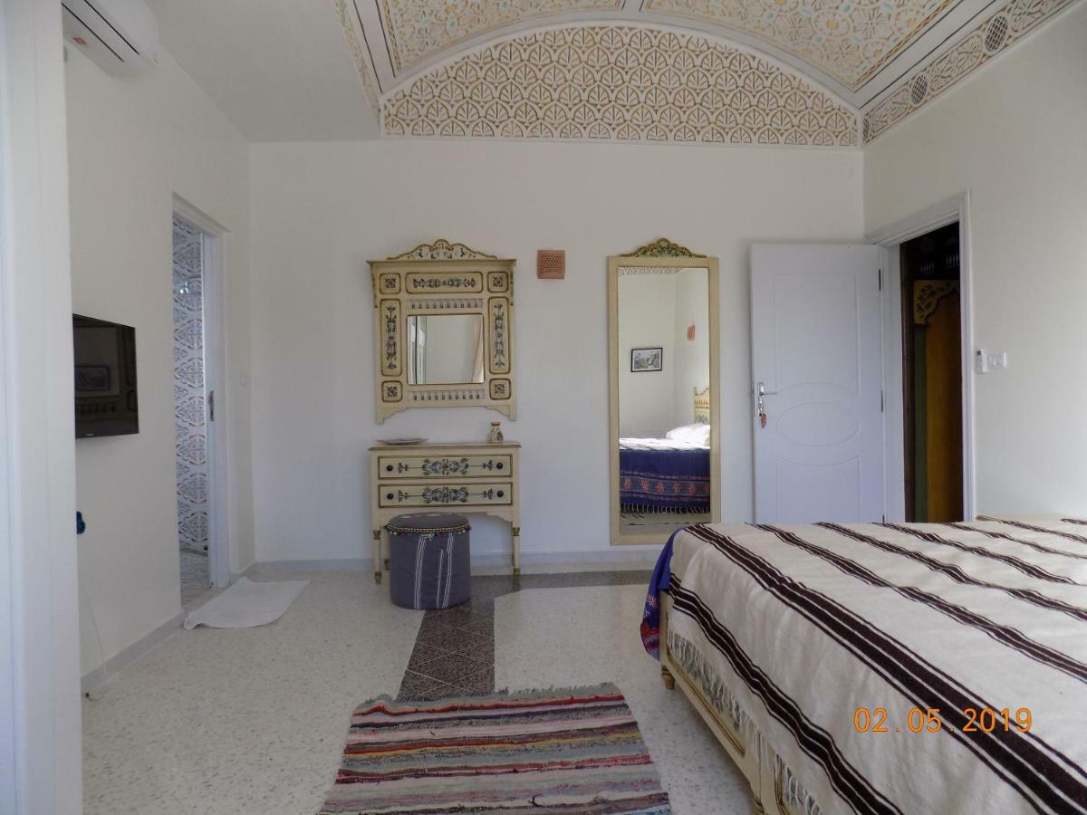 Dar Mamina Bed & Breakfast Sidi ash Shammakh ภายนอก รูปภาพ