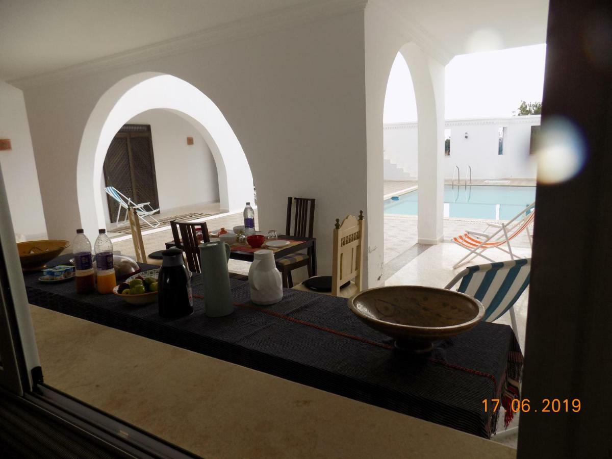 Dar Mamina Bed & Breakfast Sidi ash Shammakh ภายนอก รูปภาพ