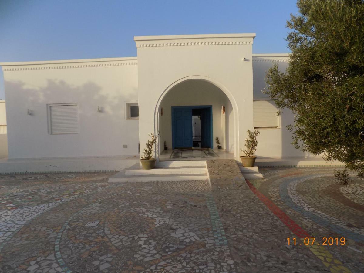 Dar Mamina Bed & Breakfast Sidi ash Shammakh ภายนอก รูปภาพ