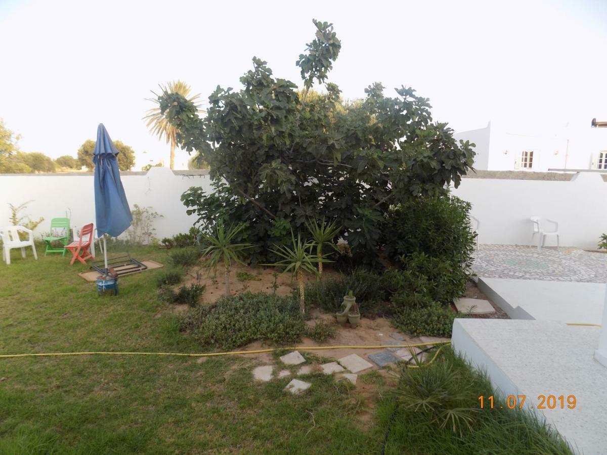 Dar Mamina Bed & Breakfast Sidi ash Shammakh ภายนอก รูปภาพ